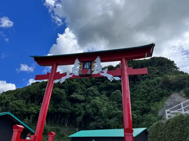 山口県の元乃隅神社