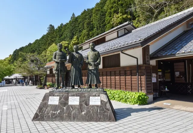 歴史情緒あふれる萩往還